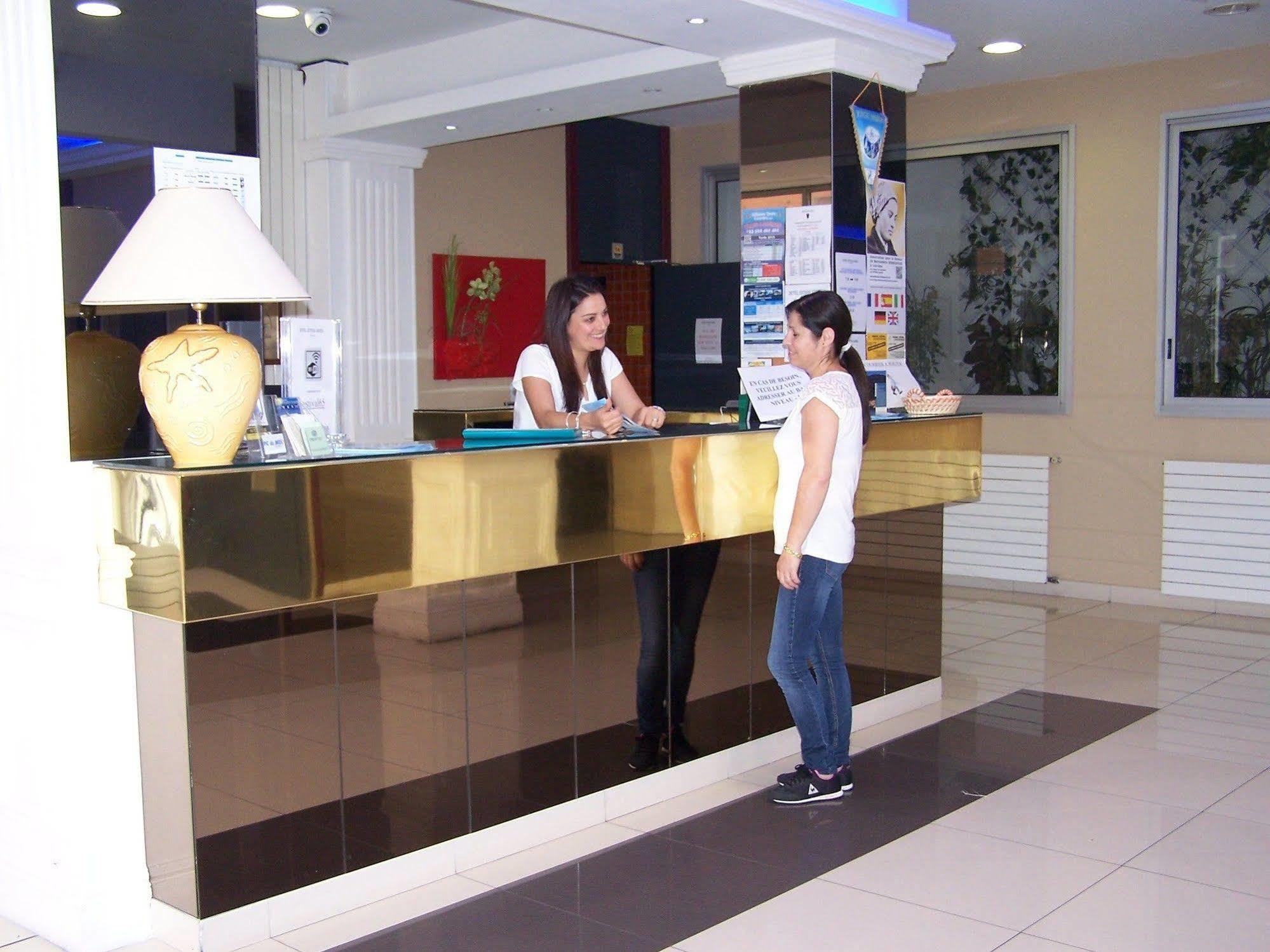 Hotel Estival Arriel Lourdes Exterior foto